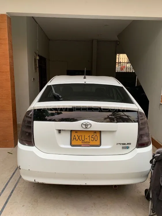Toyota Prius 2007 for Sale in Karachi Image-1
