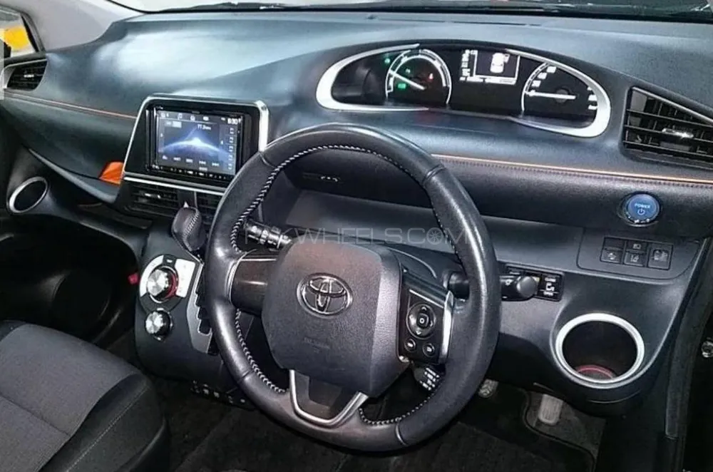 Toyota Sienta 2019 for Sale in Gujranwala Image-1