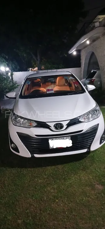 Toyota Yaris Sedan 2020 for Sale in Lahore Image-1