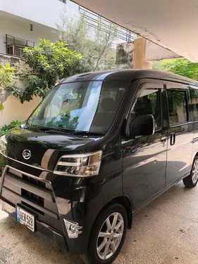 Daihatsu Hijet Cruise 2019
