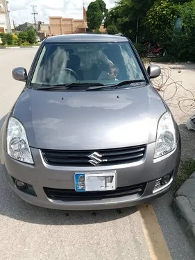 Suzuki Swift DLX 1.3 2014