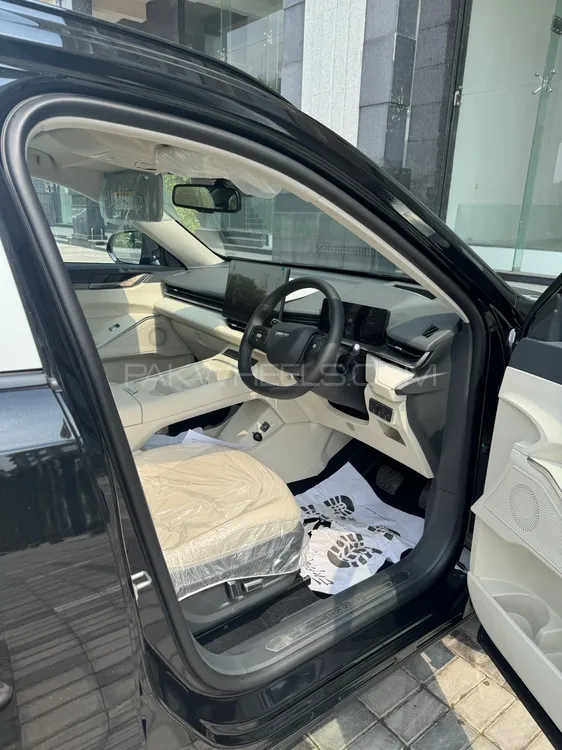 Haval H6 2025 for Sale in Lahore Haval H6 2025 for Sale in Lahore Image-8