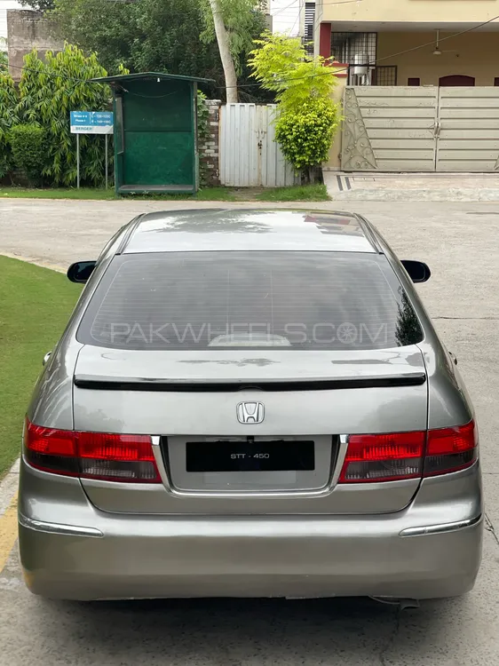 Honda Accord 2005 for Sale in Lahore Image-1