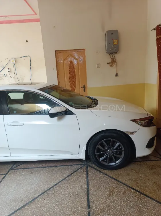 Honda Civic 2017 for Sale in Lahore Image-1