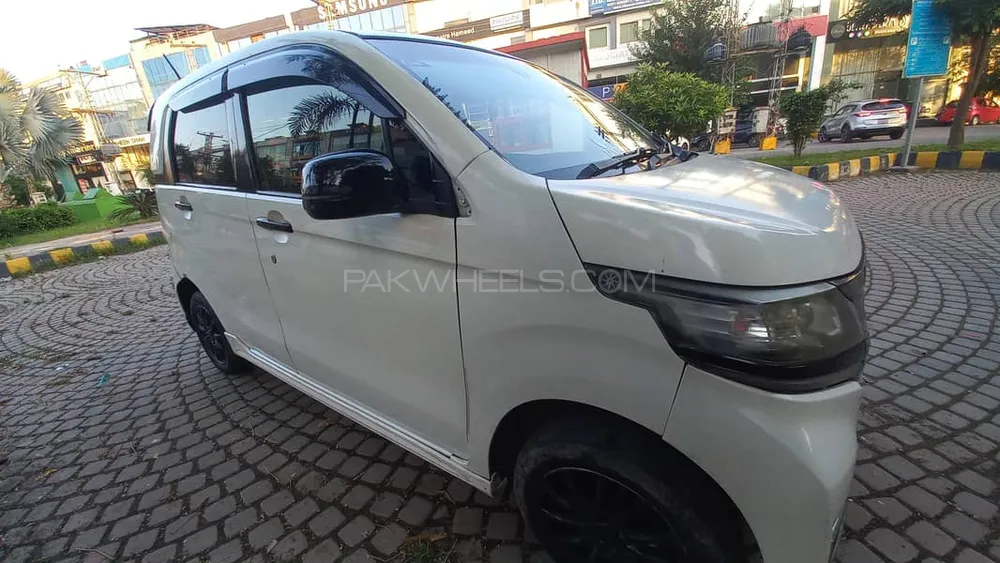 Honda N Wgn 2014 for Sale in Lahore Image-1