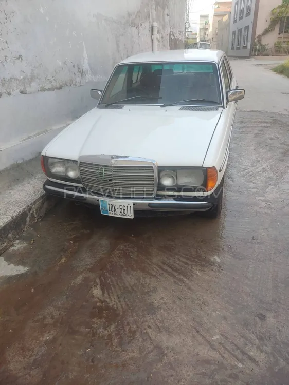 Mercedes Benz E Class 1984 for Sale in Islamabad Image-1