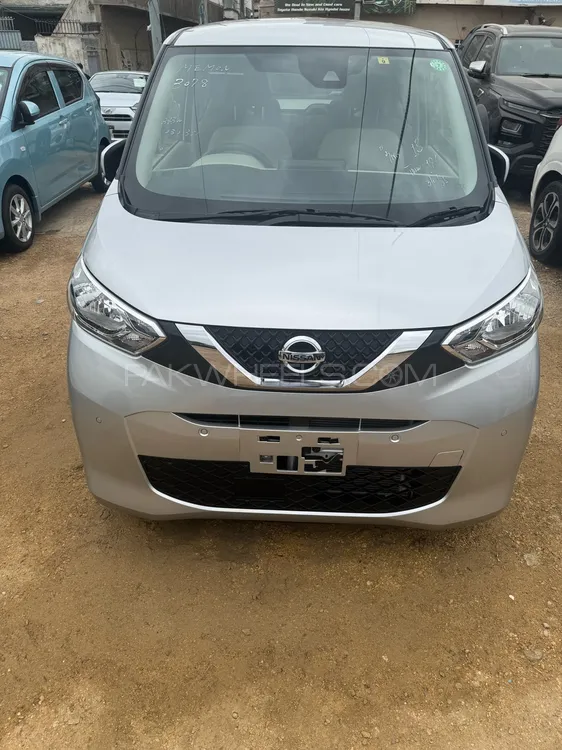 نسان ڈیز 2022 for Sale in کراچی Image-1