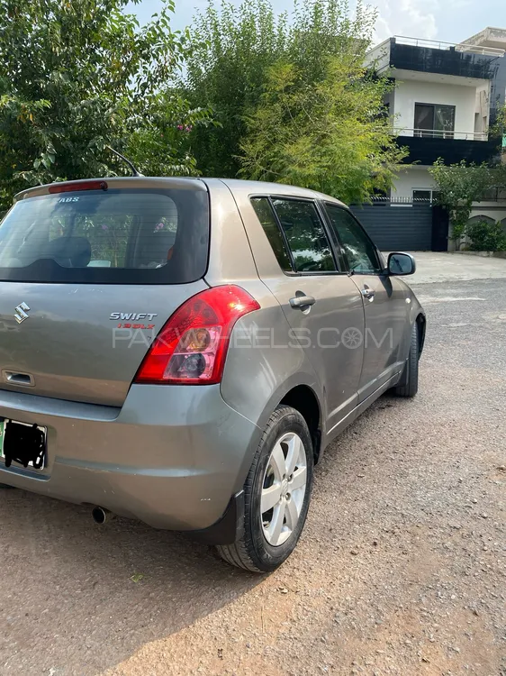 Suzuki Swift 2015 for Sale in Islamabad Image-1