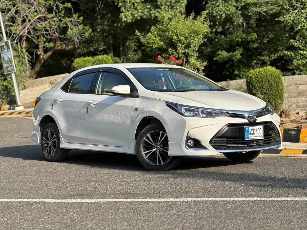 Toyota Corolla 2023 for Sale in Mansehra Image-1