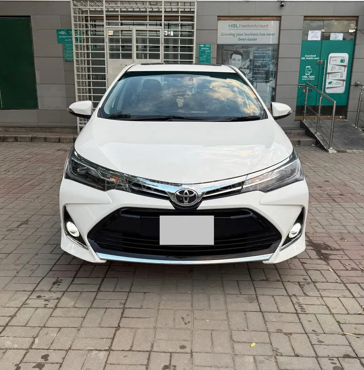 Toyota Corolla 2020 for Sale in Islamabad Image-1