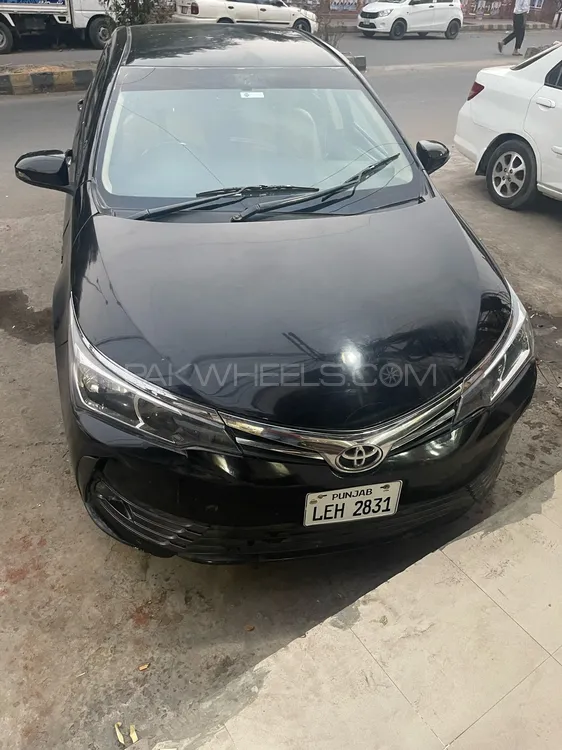 Toyota Corolla 2016 for Sale in Lahore Image-1