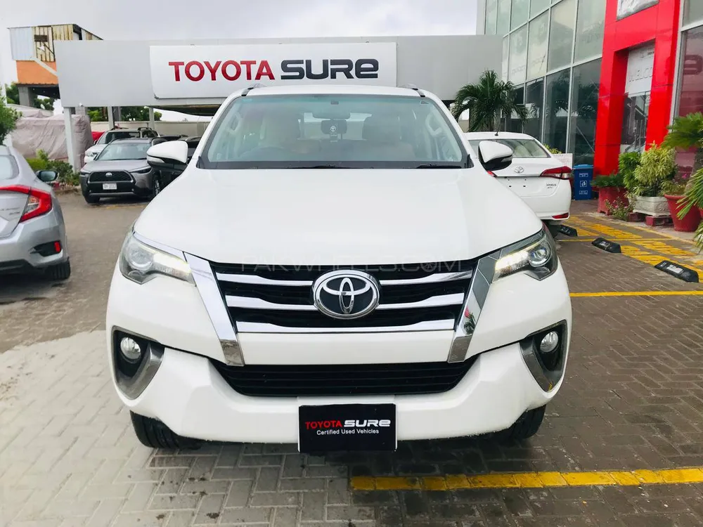 ٹویوٹا فورچیونر 2018 for Sale in کراچی ٹویوٹا فورچیونر 2018 for Sale in کراچی Image-2