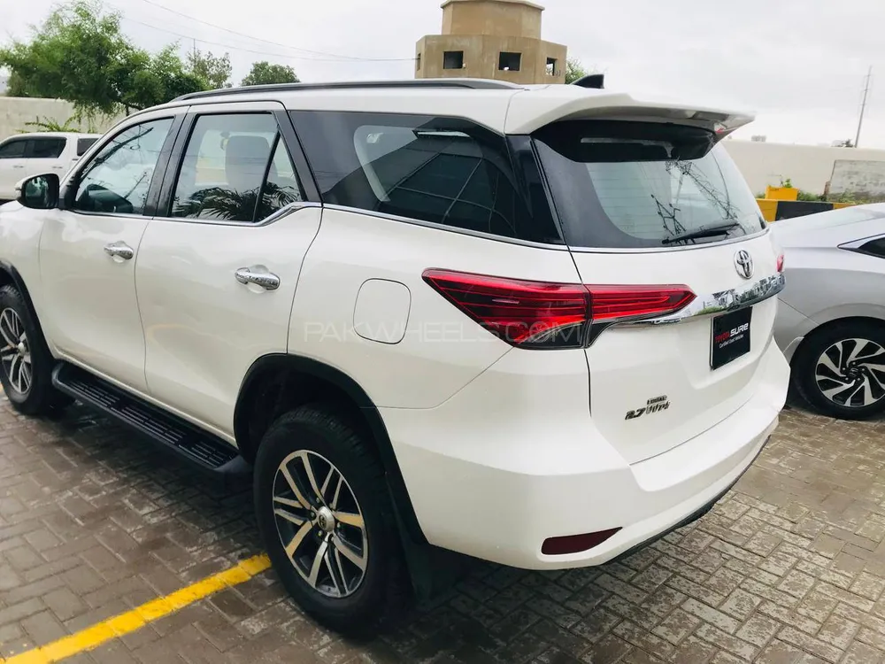 ٹویوٹا فورچیونر 2018 for Sale in کراچی ٹویوٹا فورچیونر 2018 for Sale in کراچی Image-4