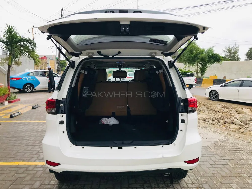 ٹویوٹا فورچیونر 2018 for Sale in کراچی ٹویوٹا فورچیونر 2018 for Sale in کراچی Image-12