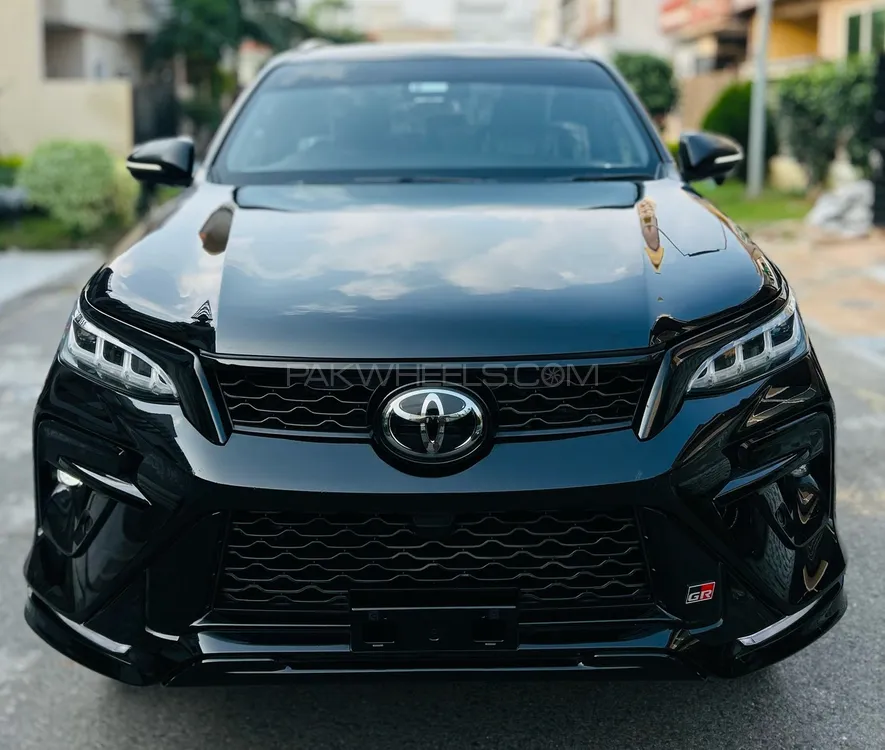 Toyota Fortuner 2024 for Sale in Sialkot Image-1