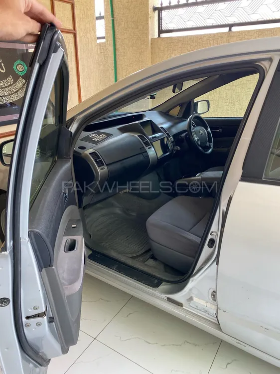 Toyota Prius 2007 for Sale in Islamabad Image-1
