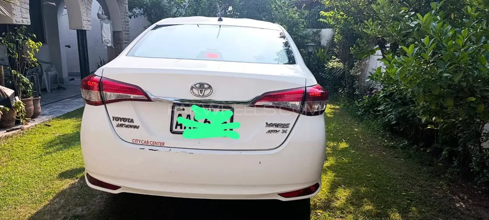 Toyota Yaris Sedan 2020 for Sale in Lahore Image-1