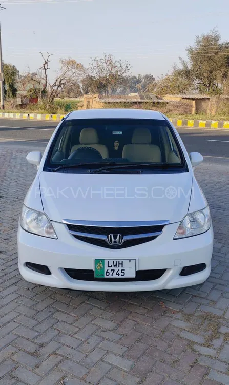Honda City 2006 for Sale in Mian Wali Image-1