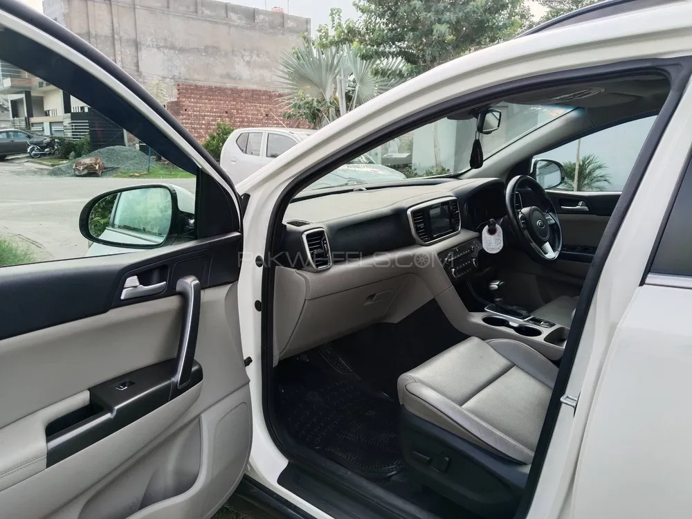 KIA Sportage 2019 for Sale in Faisalabad KIA Sportage 2019 for Sale in Faisalabad Image-8