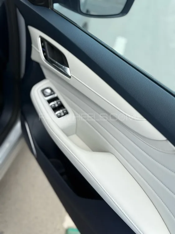 MG HS 2025 for Sale in Peshawar MG HS 2025 for Sale in Peshawar Image-6