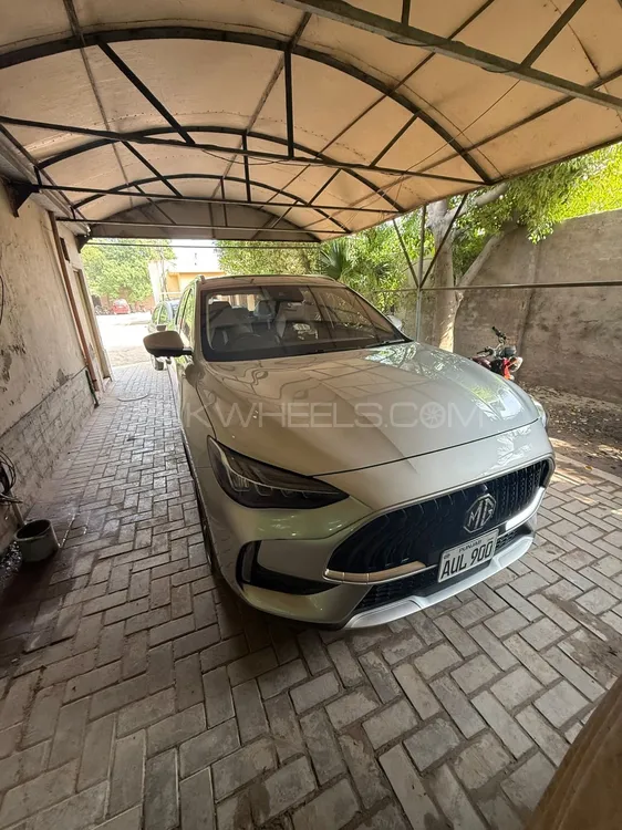 MG HS 2025 for Sale in Multan Image-1