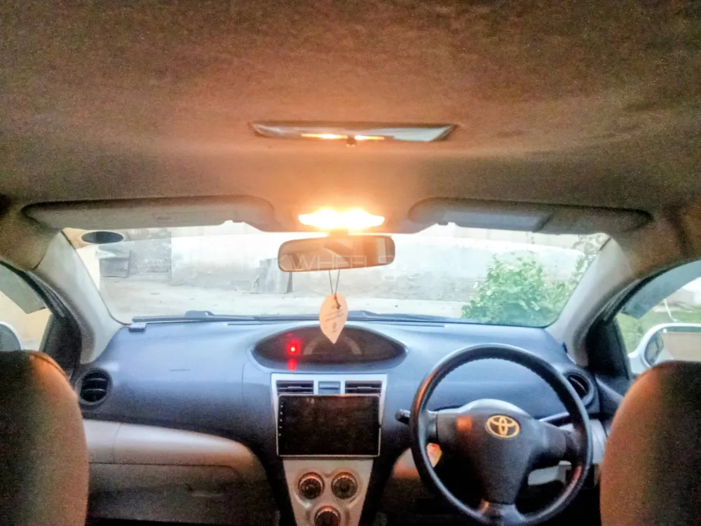 Toyota Belta 2007 for Sale in Shorkot Cantt Image-1