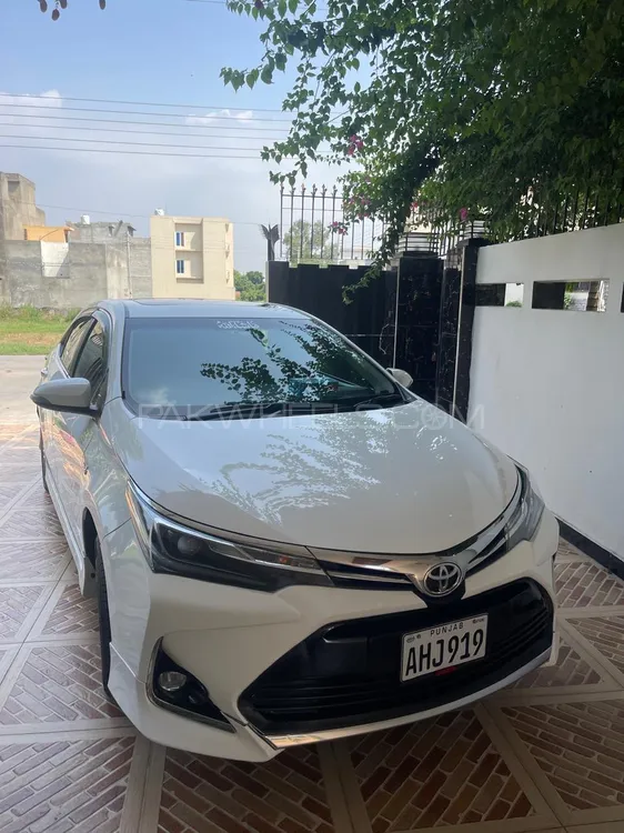 Toyota Corolla 2021 for Sale in Lahore Image-1