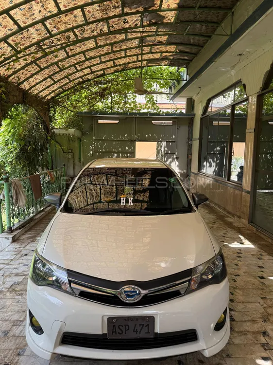 Toyota Corolla Fielder 2014 for Sale in Peshawar Image-1