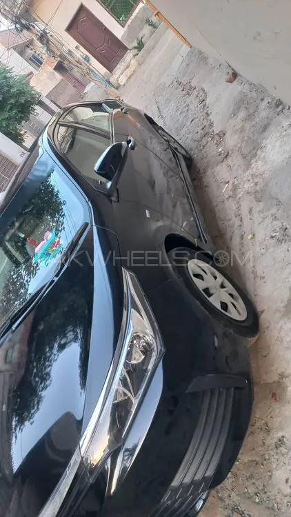 Toyota Corolla 2019 for Sale in Depal pur Image-1
