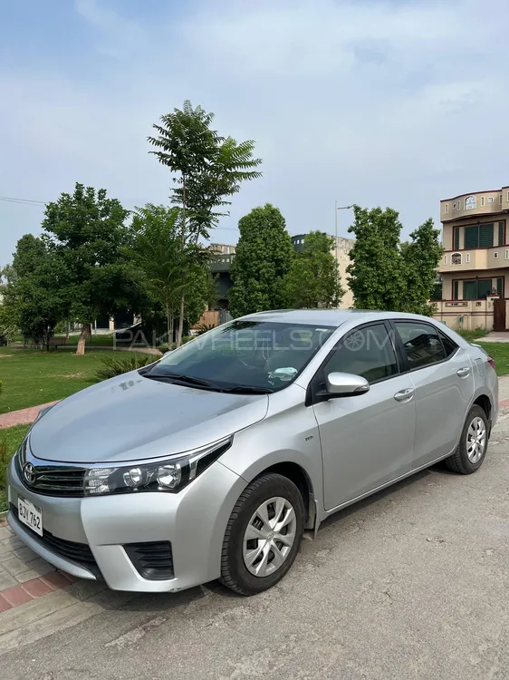 Toyota Corolla 2017 for Sale in Islamabad Image-1