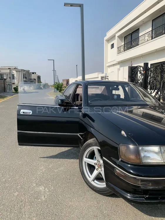 Toyota Crown 1994 for Sale in Gujrat Image-1