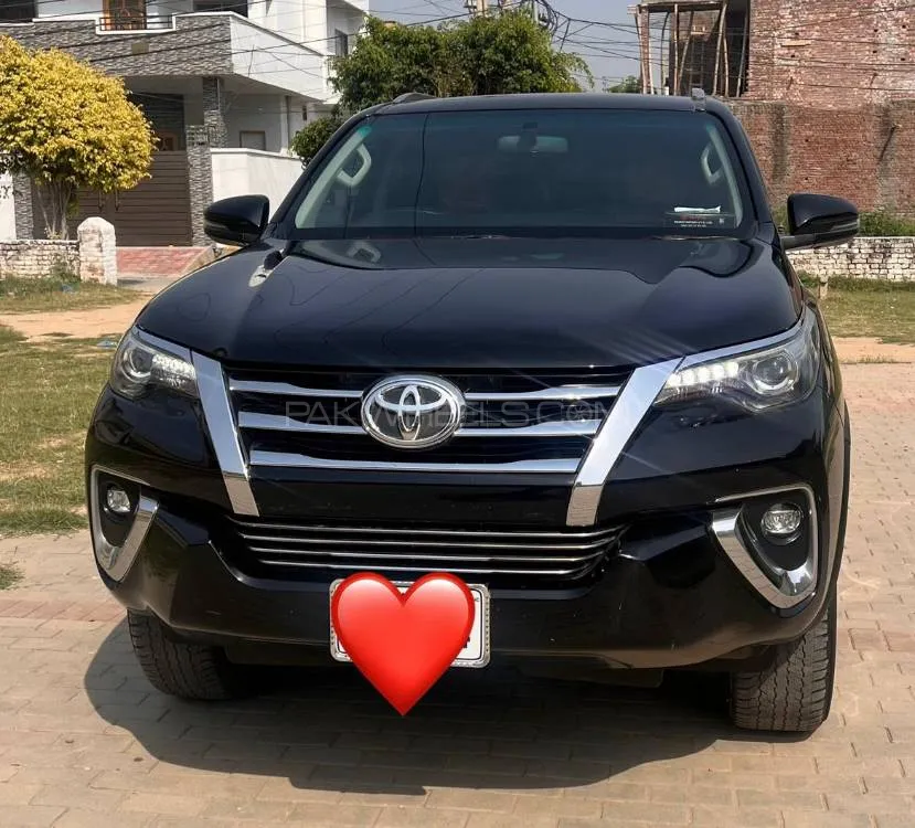 Toyota Fortuner 2019 for Sale in Lahore Image-1