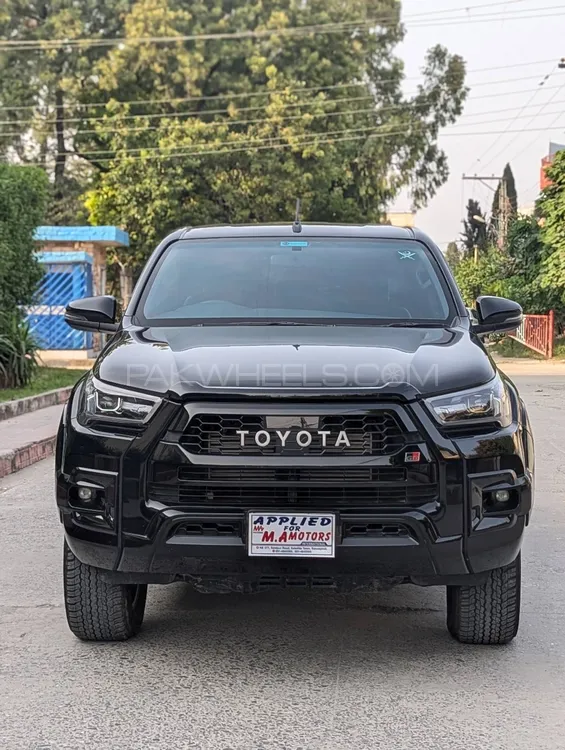 Toyota Hilux 2024 for Sale in Islamabad Image-1