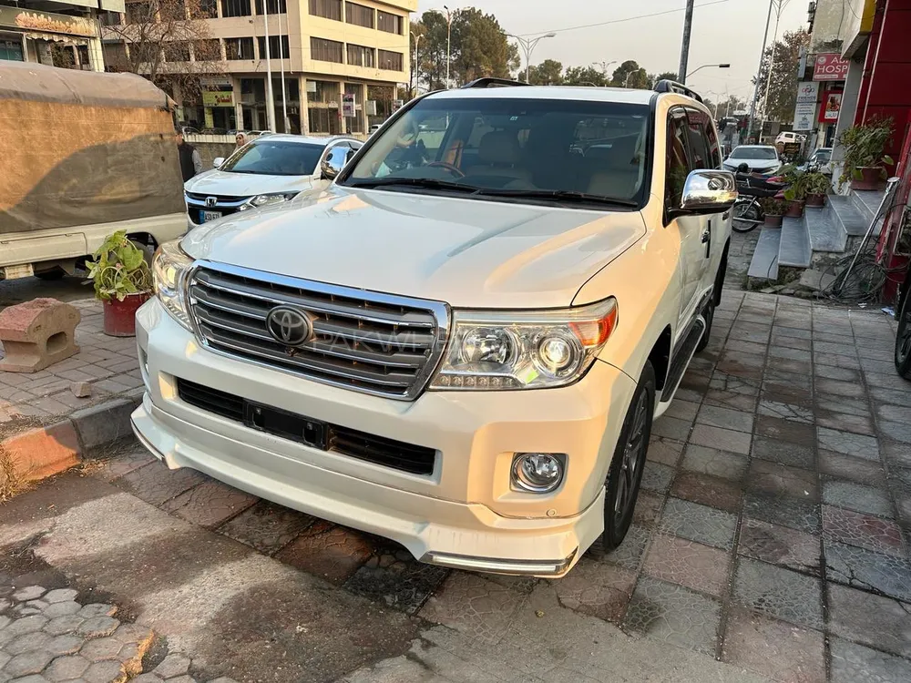 Toyota Land Cruiser 2013 for Sale in Islamabad Image-1