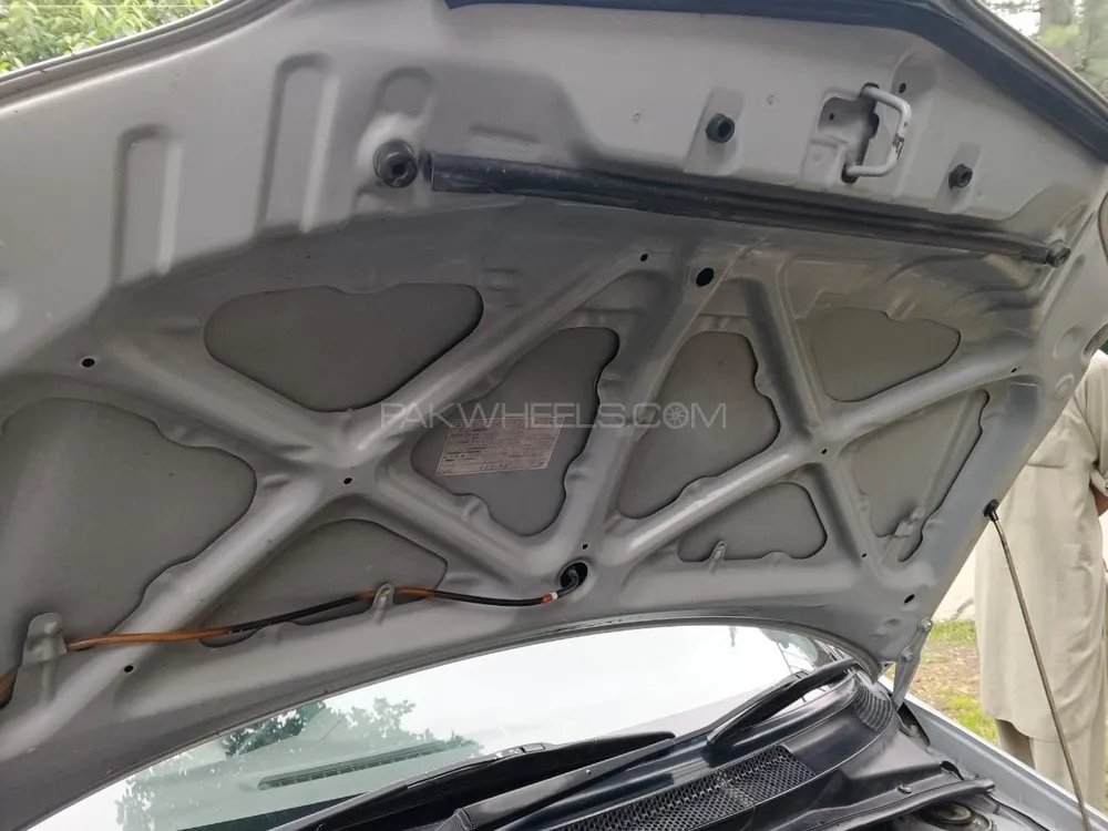 Toyota Platz 2000 for Sale in Lahore Toyota Platz 2000 for Sale in Lahore Image-8