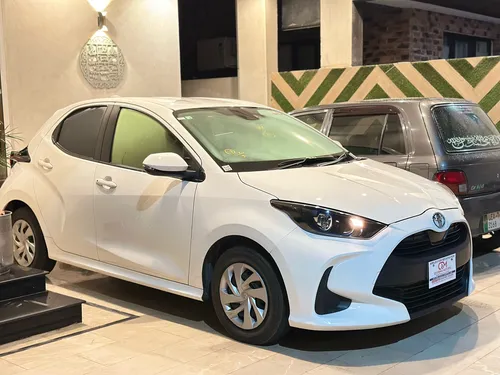 Toyota Yaris Hatchback X 2022