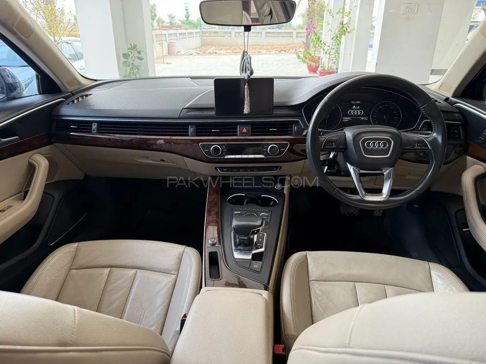 Audi A4 2016 for Sale in Mandi bahauddin Image-1