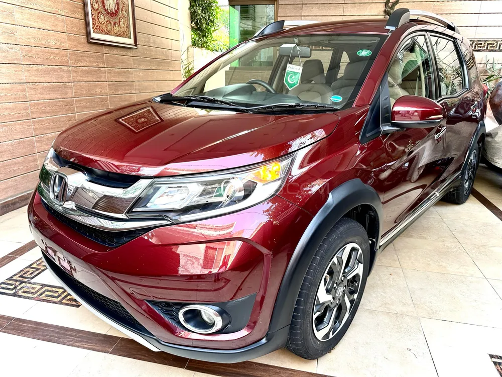 Honda BR-V 2017 for Sale in Lahore Image-1
