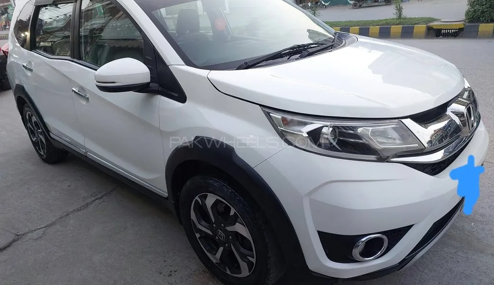 Honda BR-V 2018 for Sale in Lahore Image-1