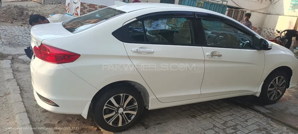 Honda City 2025 for Sale in Lahore Image-1