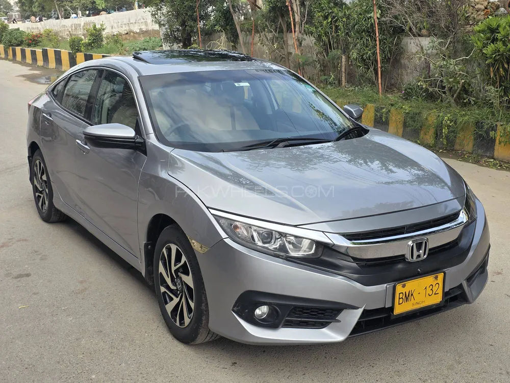Honda Civic 2018 for Sale in Karachi Image-1