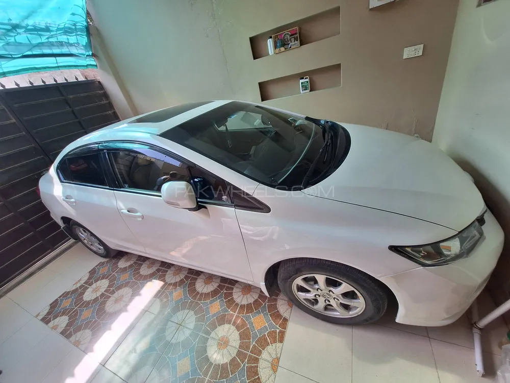 Honda Civic 2012 for Sale in Multan Image-1