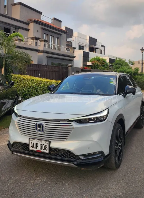 Honda Vezel 2021 for Sale in Lahore Image-1