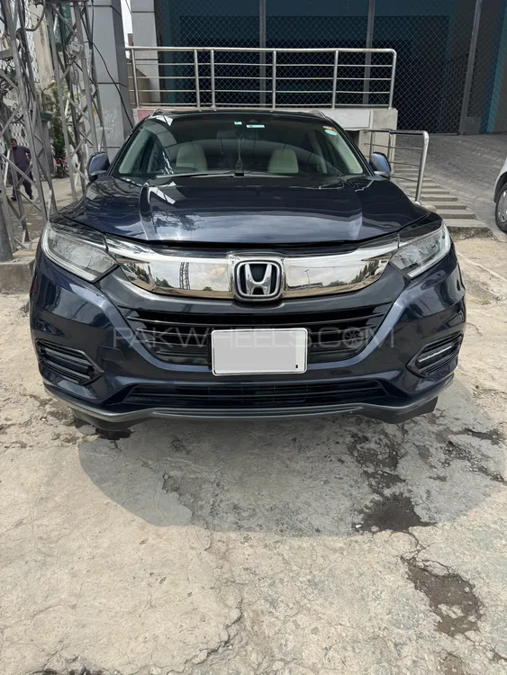 Honda Vezel 2018 for Sale in Lahore Image-1