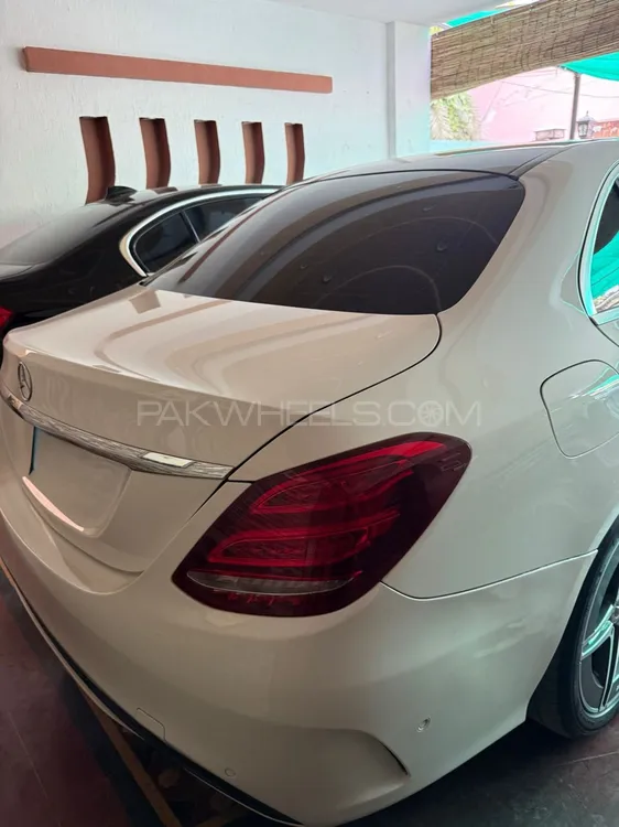 Mercedes Benz C Class 2015 for Sale in Lahore Image-1