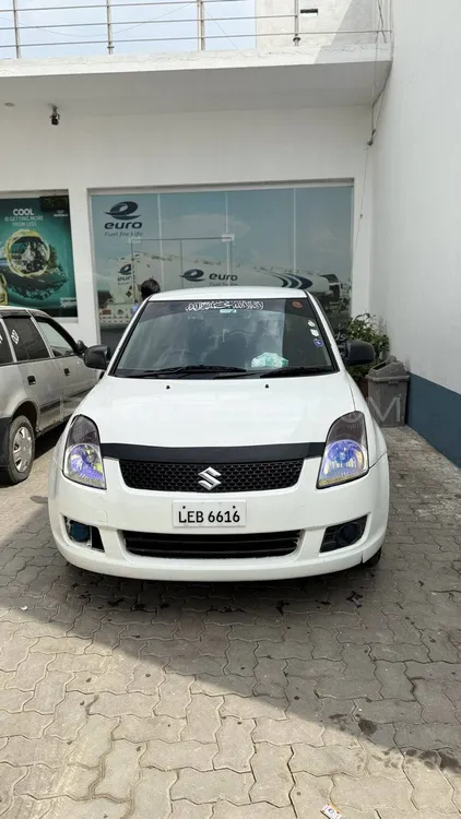 Suzuki Swift 2011 for Sale in Faisalabad Image-1