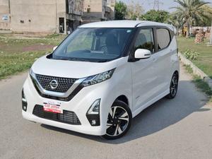 Fresh Import 2025
No.1 Japan Quality
HIGHWAY STAR G EDITION 
2022 Model
Low Mileage: 25944 KM
Shiny White Colour
LEATHER WRAPPED STEERING 
15 INCHES NEW DESIGN ALLOY WHEELS 
Heating Seats 
Push Start Engine / Intelligent Key
Auto Ac Touch Panel
LED  Head Lump
Super UV Cut Doors Glass
Intelligent Around View Monitor
Camera On Room Mirror
Genuine Verifiable Auction Sheet
3 Auction Grade and Auction Sheet Attach For Satisfaction And Online Verification
Alloy Wheels
Nissan Genuine 9 Inch Navigation System
Nissan Genuine Back Camera
Remote Door Mirror
Abs Braking System
Traction Control
Hid Headlights
Retractable Side Mirrors With Indicators
Winker Mirror
Digital Climate Control Air Conditioning System
6 Air Bags 
All Power Windows
Multimedia Steering
Engine In Clean & Good Condition
Clean Interior & Exterior
Power Steering
High Quality Luxury Hatchback
Brand New Tyres