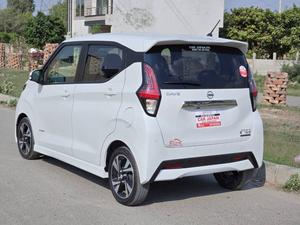 Fresh Import 2025
No.1 Japan Quality
HIGHWAY STAR G EDITION 
2022 Model
Low Mileage: 25944 KM
Shiny White Colour
LEATHER WRAPPED STEERING 
15 INCHES NEW DESIGN ALLOY WHEELS 
Heating Seats 
Push Start Engine / Intelligent Key
Auto Ac Touch Panel
LED  Head Lump
Super UV Cut Doors Glass
Intelligent Around View Monitor
Camera On Room Mirror
Genuine Verifiable Auction Sheet
3 Auction Grade and Auction Sheet Attach For Satisfaction And Online Verification
Alloy Wheels
Nissan Genuine 9 Inch Navigation System
Nissan Genuine Back Camera
Remote Door Mirror
Abs Braking System
Traction Control
Hid Headlights
Retractable Side Mirrors With Indicators
Winker Mirror
Digital Climate Control Air Conditioning System
6 Air Bags 
All Power Windows
Multimedia Steering
Engine In Clean & Good Condition
Clean Interior & Exterior
Power Steering
High Quality Luxury Hatchback
Brand New Tyres