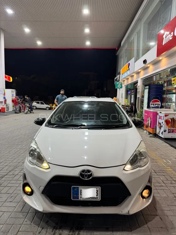 Toyota Aqua 2016 for Sale in Islamabad Image-1