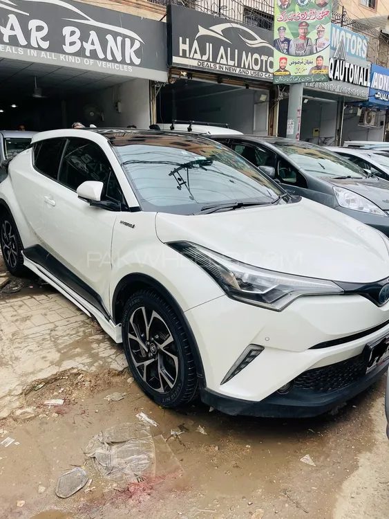 Toyota C-HR 2017 for Sale in Karachi Image-1